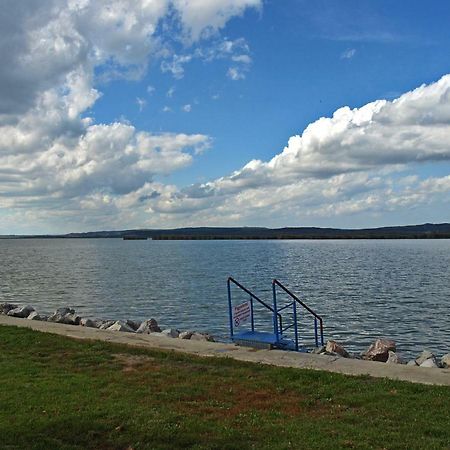 Kek Vitorlas Apartman Гардонь Экстерьер фото